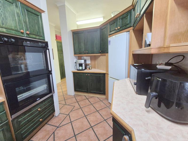4 Bedroom Property for Sale in Vredendal Western Cape